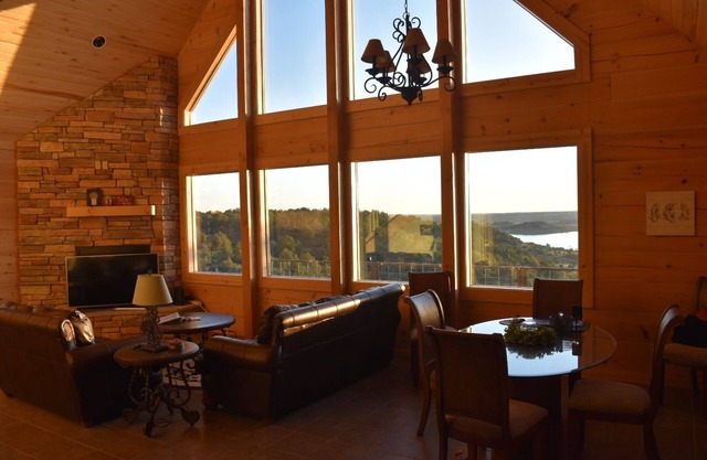 -Fab Sunset Cabin-