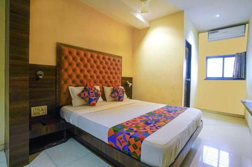 FabHotel New Silver Elite