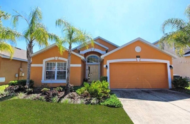 Fabulous 3 bed villa with south facing pool and great privacy