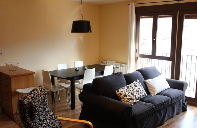Fabulous apartment in Camarena de la Sierra. Ski resort Javalambre Aramón