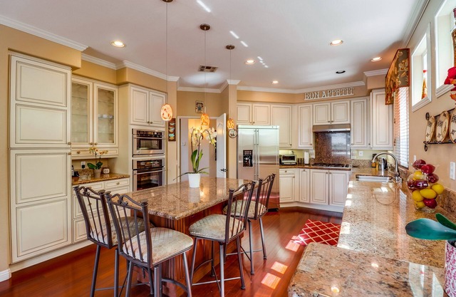 FABULOUS SPACIOUS FURNISHED LUXURY CARMEL VALLEY/DEL MAR 5-BEDROOM HOME!