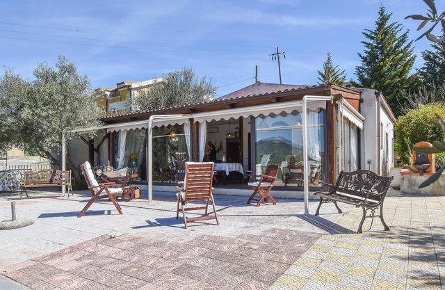 Fabulous vacation idyll in the green countryside of Sicily.
