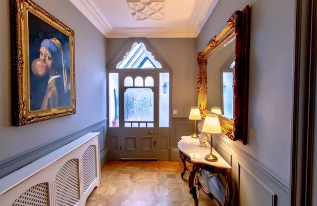 Fabulously Unique 3BD Home Sunderland