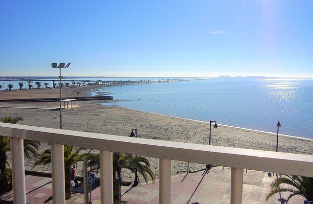 Facing a unique natural environment. With unparalleled views and orientation.
