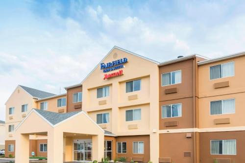 Fairfield Inn and Suites