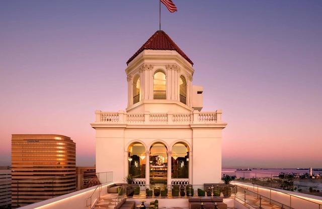 Fairmont Breakers Long Beach