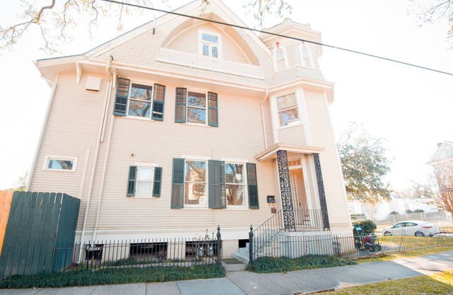 ⚜ FAIRYTALE HISTORIC UPTOWN VICTORIAN CHATEAU ⚜