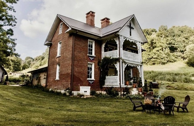 Fairytale Villa Quintessential Countryside