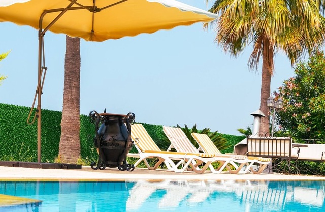 Fajne Garden Villa - Three Bedroom Villa, Sleeps 6