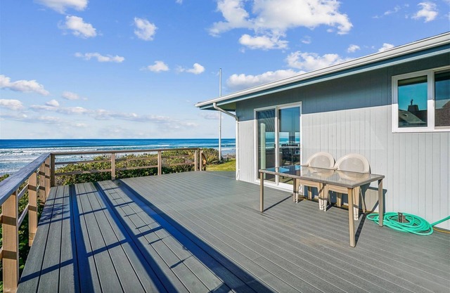 Falcon Getaway - New Oceanfront Listing! - Beachcomber Vacation Homes