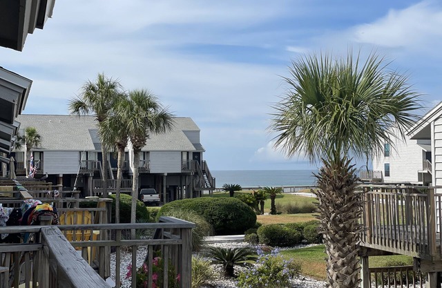 FALL DISCOUNTS! DREAM ON@OCEAN MILE #J2 BEACH & BAY VIEWS WALK TO #1 BEACH IN US