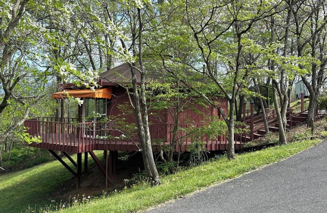 Fall Escape Dome Home by Hard Rock Casino & Downtown