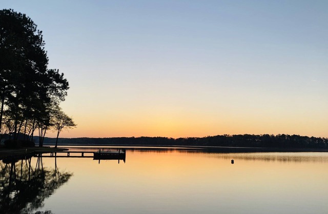 Fall fun at the Lake! Heaven on Earth! Boating, Fishing, Memory Making 🍁🛶🍂💚🏌🏿♂️