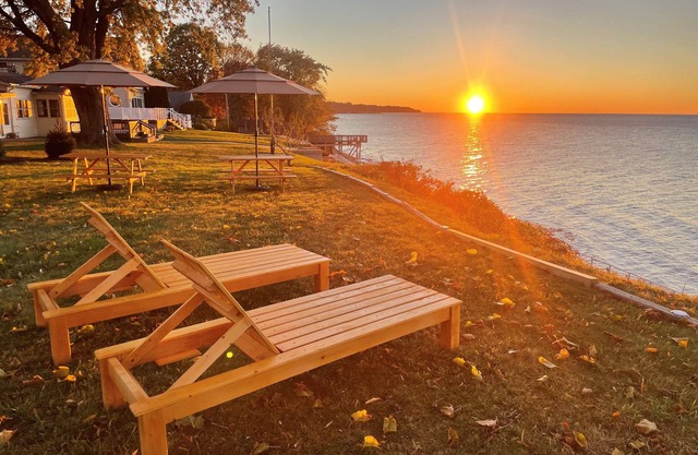 Fall Fun on the Lake - 180 degree Views