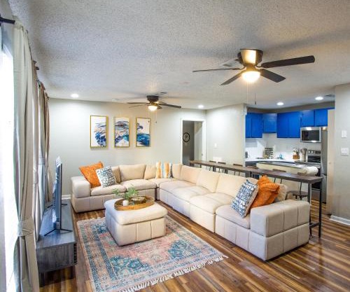 Fall Specials! Auburn Stay & Play