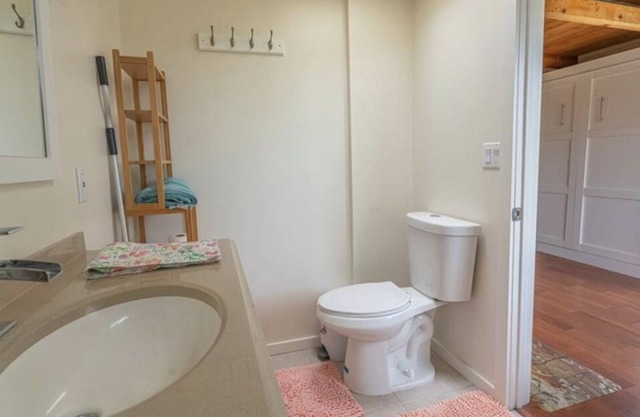 Fallbrook Treehouse w/ views