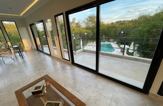 Familial Mansion in Gualeguaychú