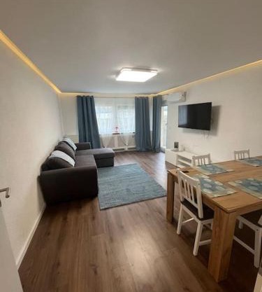 Familienwohnung neben dem See,Messe und Europapark