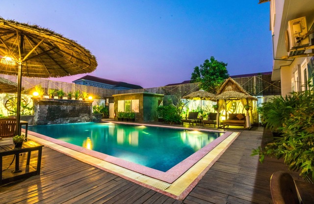 Family 1Double & Single bed - free breakfast