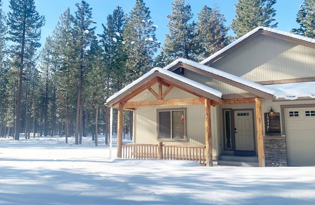 Family Cabin Getaway- central to all Central Oregon has to offer!