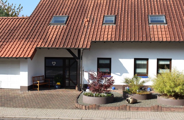 family friendly, quiet, single storey, close to bike paths, leisure facilities,