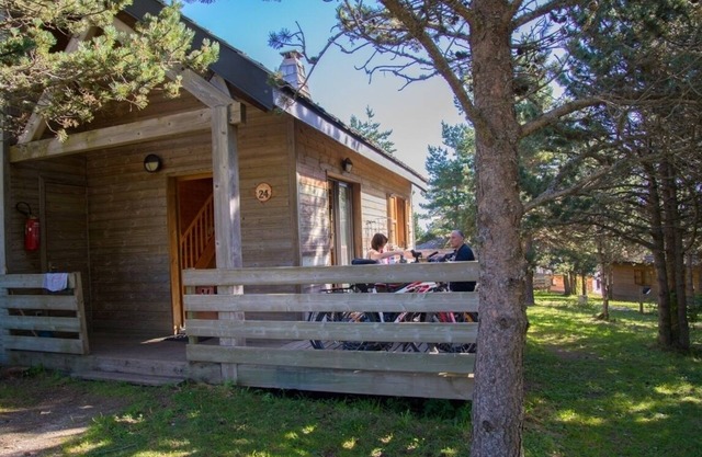 Family chalet for 8 to 10 people in Les Bouviers, Lozère