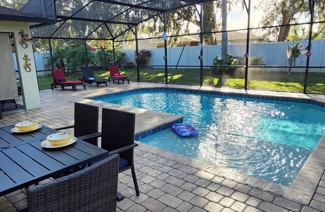 Family Friend House with Salt Water Pool - Close to Daytona & New Smyrna Beach