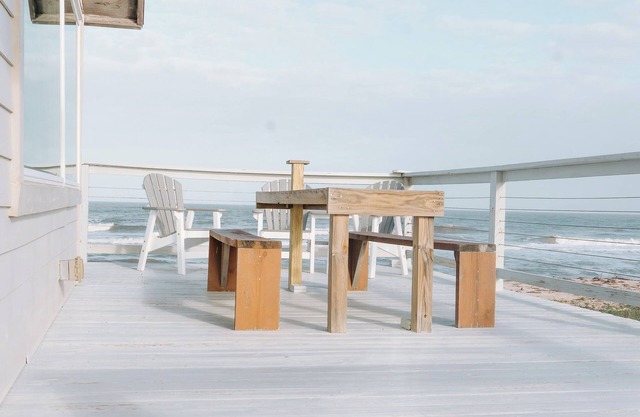Family-Friendly Oceanfront Retreat, Grill, Hammocks & Stunning Views