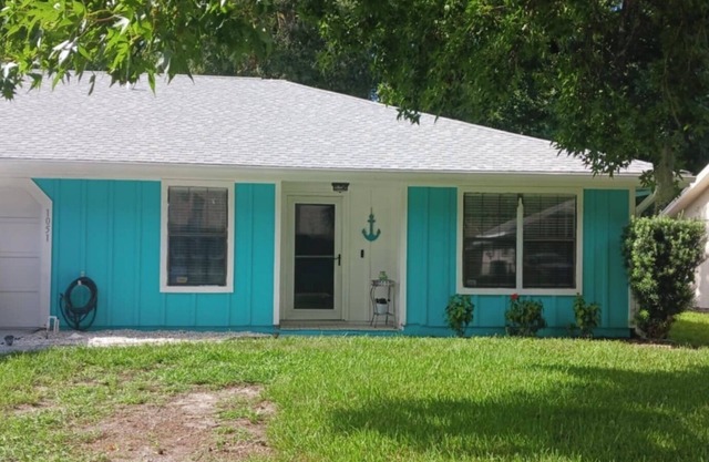 Family-Friendly 3-bedroom house in Quiet Neighborhood in Coastal Port Orange
