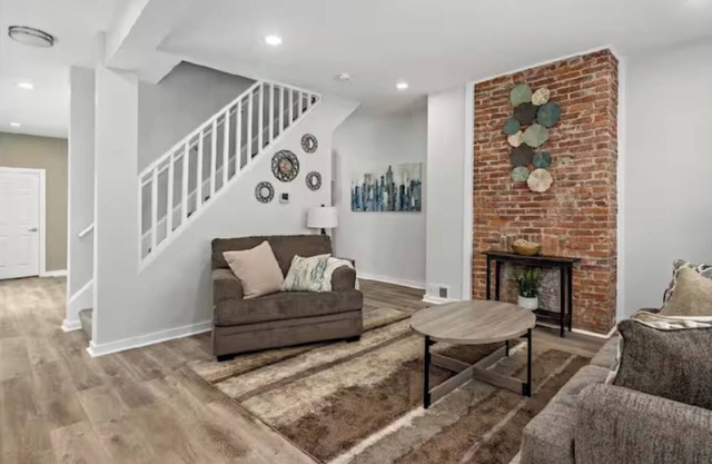 Family Friendly 4bed 3bath house in Pittsburgh Walk to the Overlook