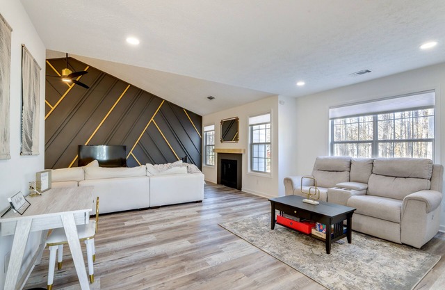 Family-Friendly Dacula Home with Screened Porch!