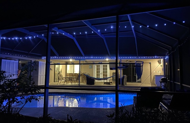 Family Friendly heated pool Home 2000sqft “NO parties”
