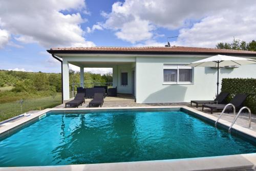 Family friendly house with a swimming pool Buroli, Umag - 22400