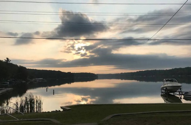 Family Friendly, Lake Michigan, Stony Lake, Super Clean, Newly Remodeled Cottage