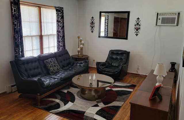 Family-Friendly Lodging - 3 Bedrooms