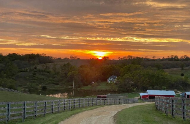 Family Friendly Modern Farmhouse 42 Private Acres