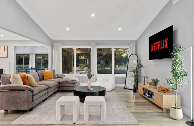 Family Friendly Modern Luxury SoCal Hot Tub Retreat - Minutes from Disneyland