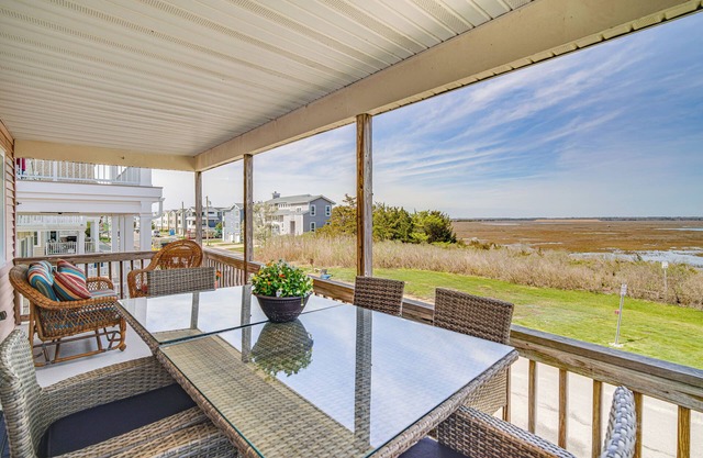 Family Friendly Ocean City Condo: Steps to Beach!