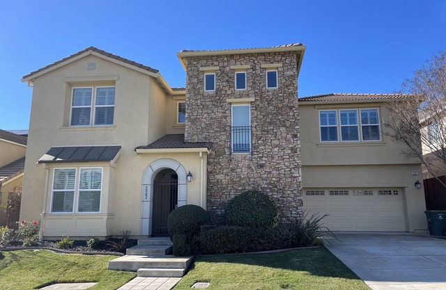Family-Friendly 4BR Retreat Easy Access to Napa & Bay Area Fun