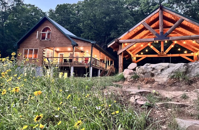 Family Friendly Waterfront Log Cabin on on the Wild & Scenic Clarion River