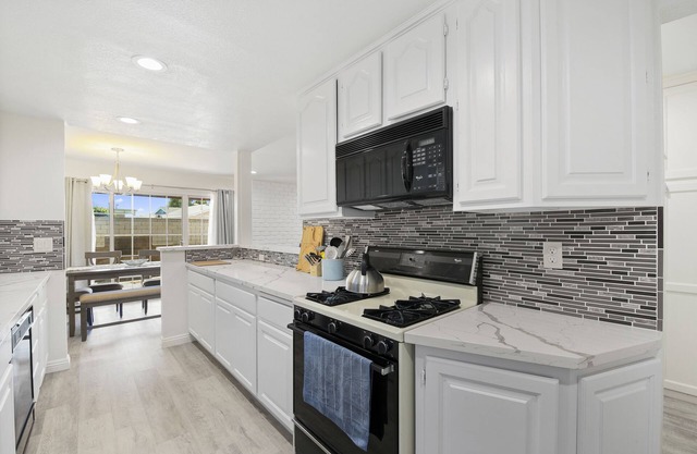 Family friends vacation house close to Disneyland