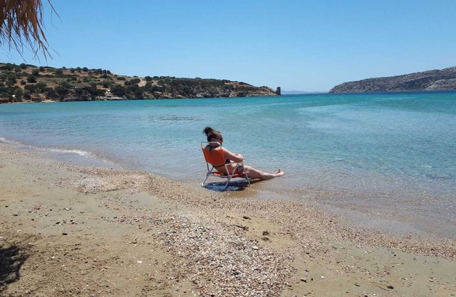 Family getaway, spacious and luxurious, sea view, terrace, next to Voula beach