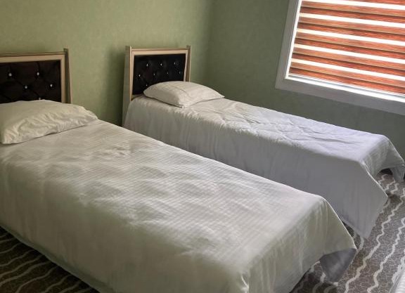 Family Guest Home 9999