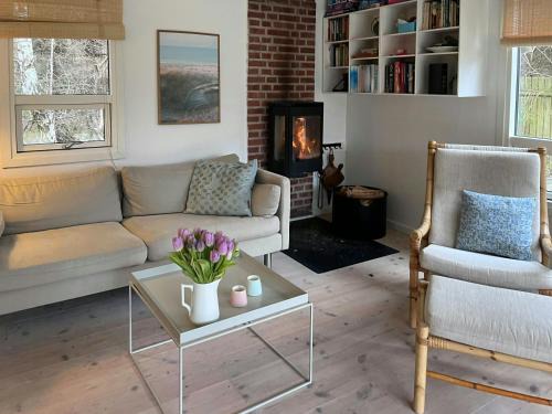 Family Holiday Home With Large Terrace In Rørvig