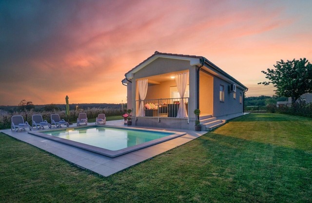 Family holiday house with private pool and playground