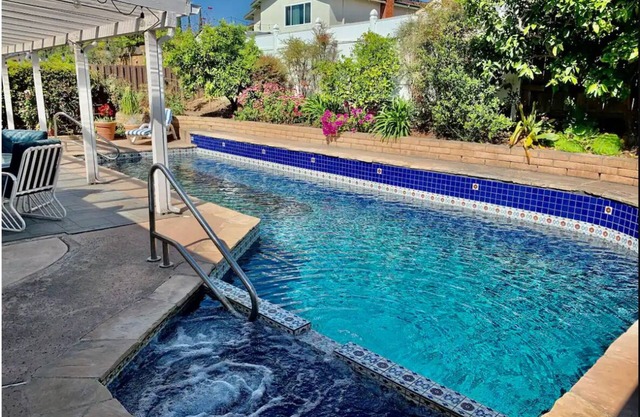 Family home in Clairemont with Pool - close to everything!