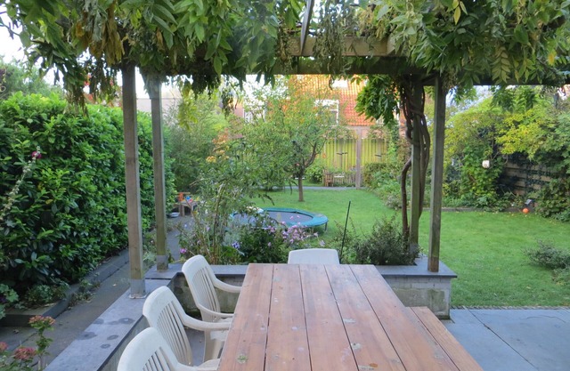Family house close to Amsterdam with river view