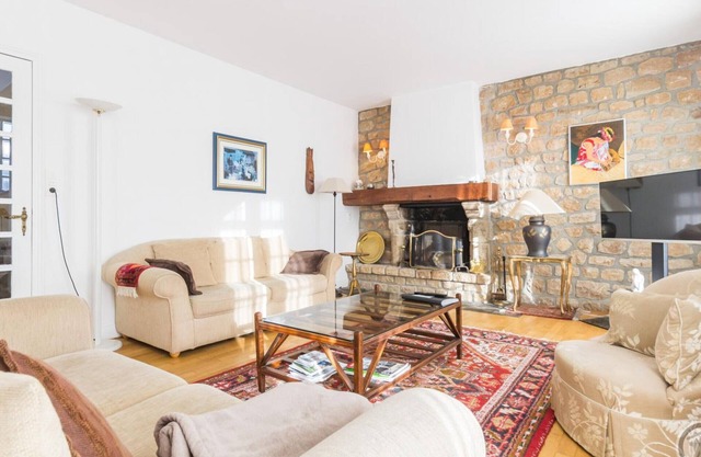 Family house in Avranches with garden and parking