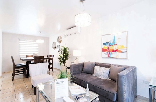 Family House, Levante, Hermosillo, 3 BR with Pool