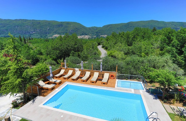 Family Modern House, Wi-Fi, BBQ, Quiet, sleeps 6